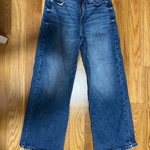 old navy mid-blue high rise cropped wide leg jean, size 4